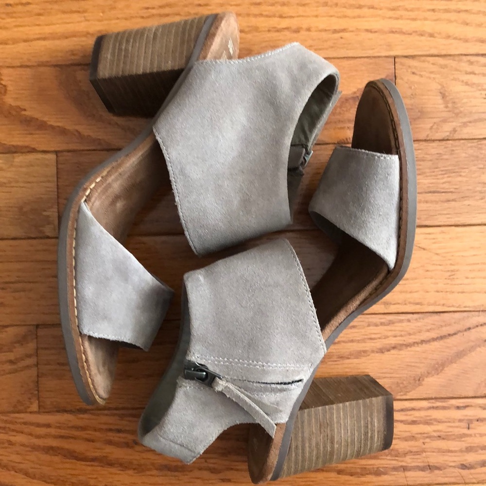 Toms Desert Taupe Suede Majorca Cutout Sandals